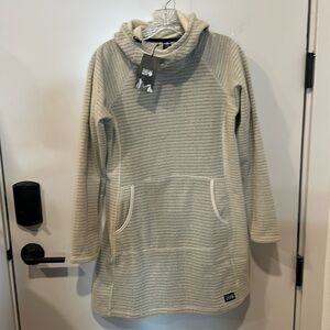 Mountain Hardwear Dress